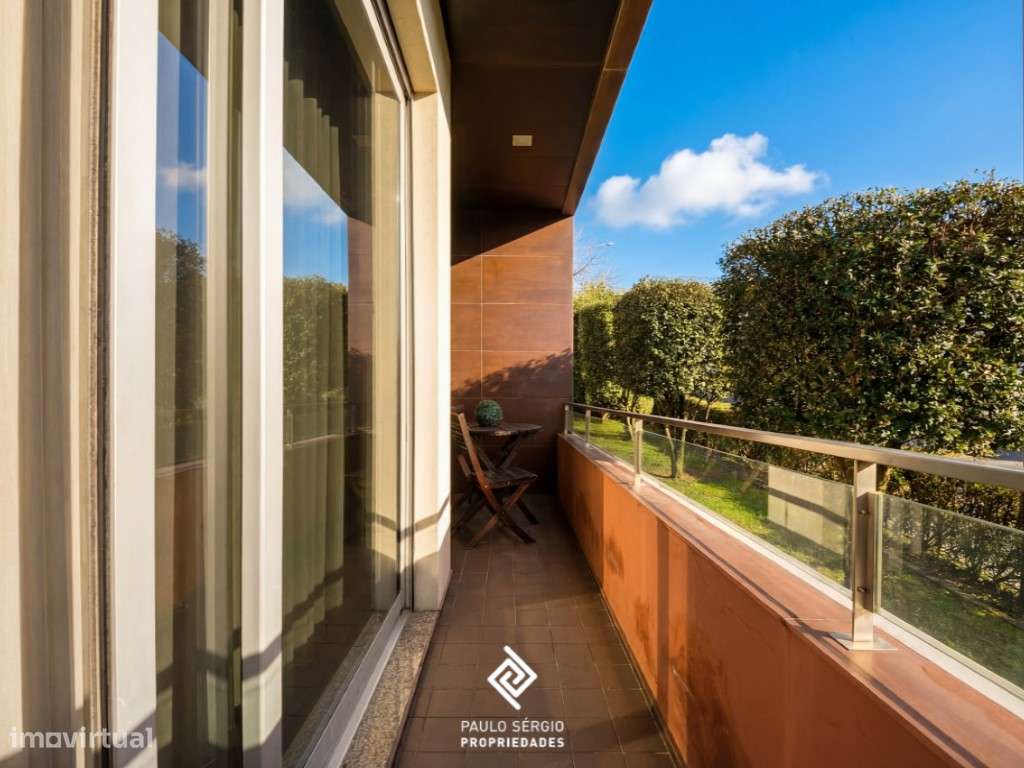 Apartamento T4 em Vila Nova de Gaia-11