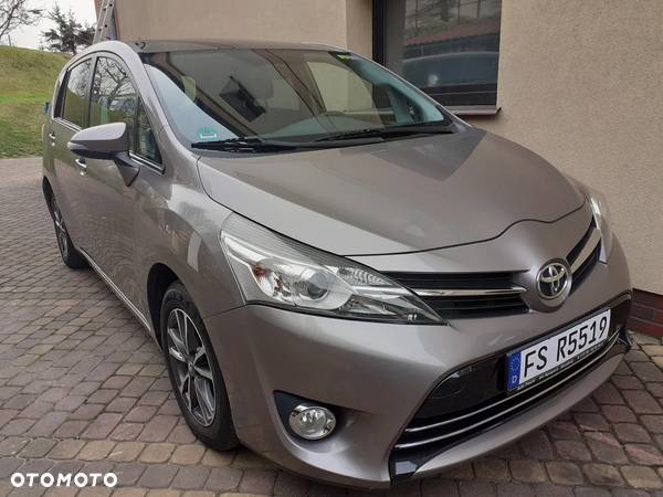 Toyota Verso 1.6 D-4D 5-Sitzer Start/Stop Comfort - 2