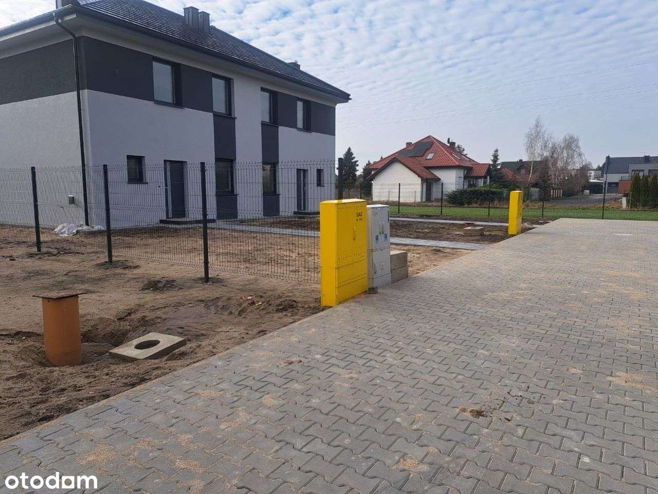 ROKIETNICA/centrum/blisko PKP/infrastruktura-8