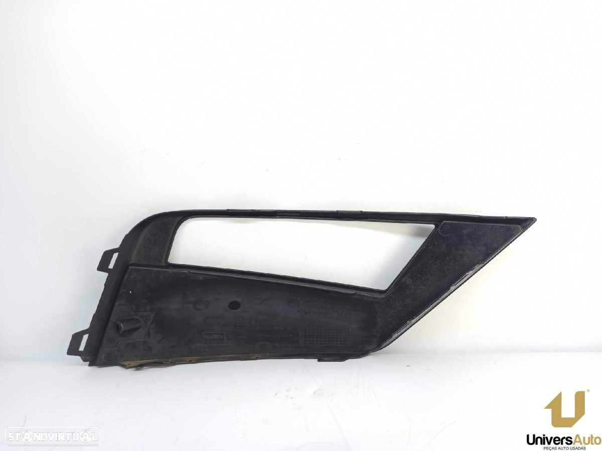 TRIM DO FAROL DE NEVOEIRO SEAT LEON (5F1) STYLE - 4