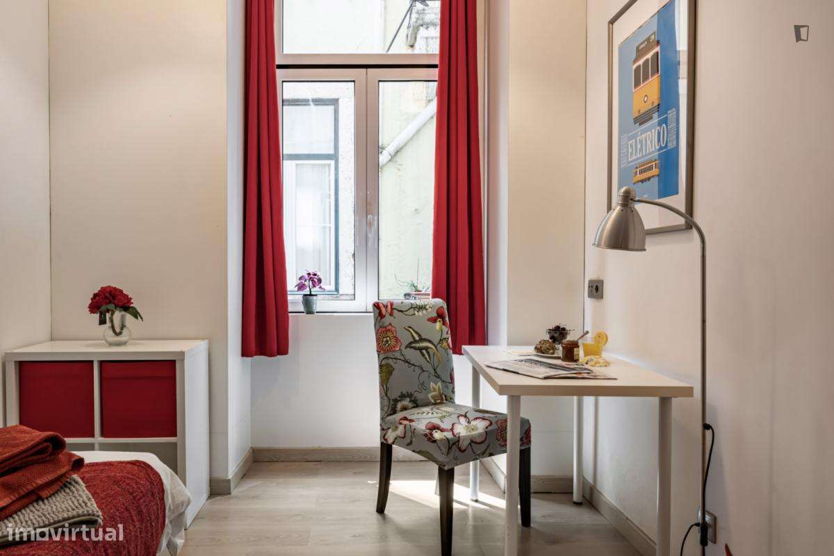 Quarto - localizado em Baixa Lisbon - Grande imagem: 5/8