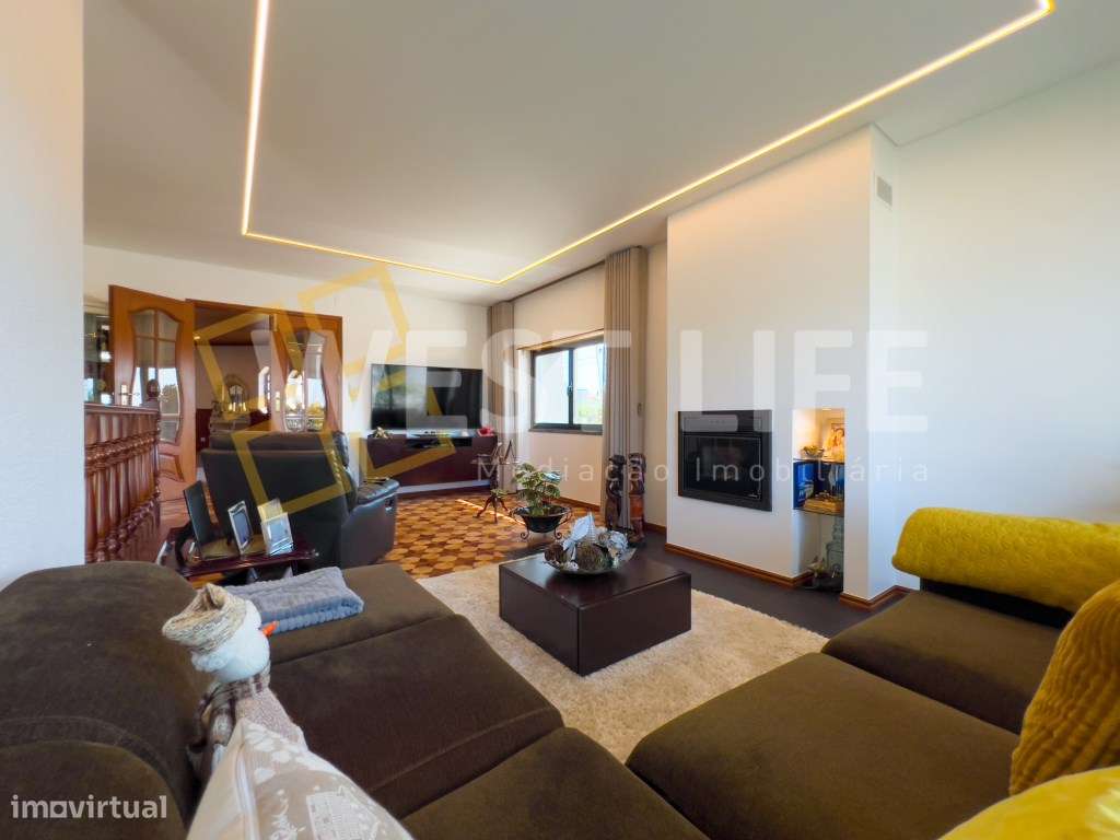 Moradia Independente T4 + T3 com jardim - A 2 minutos do Centro His... - Grande imagem: 4/40