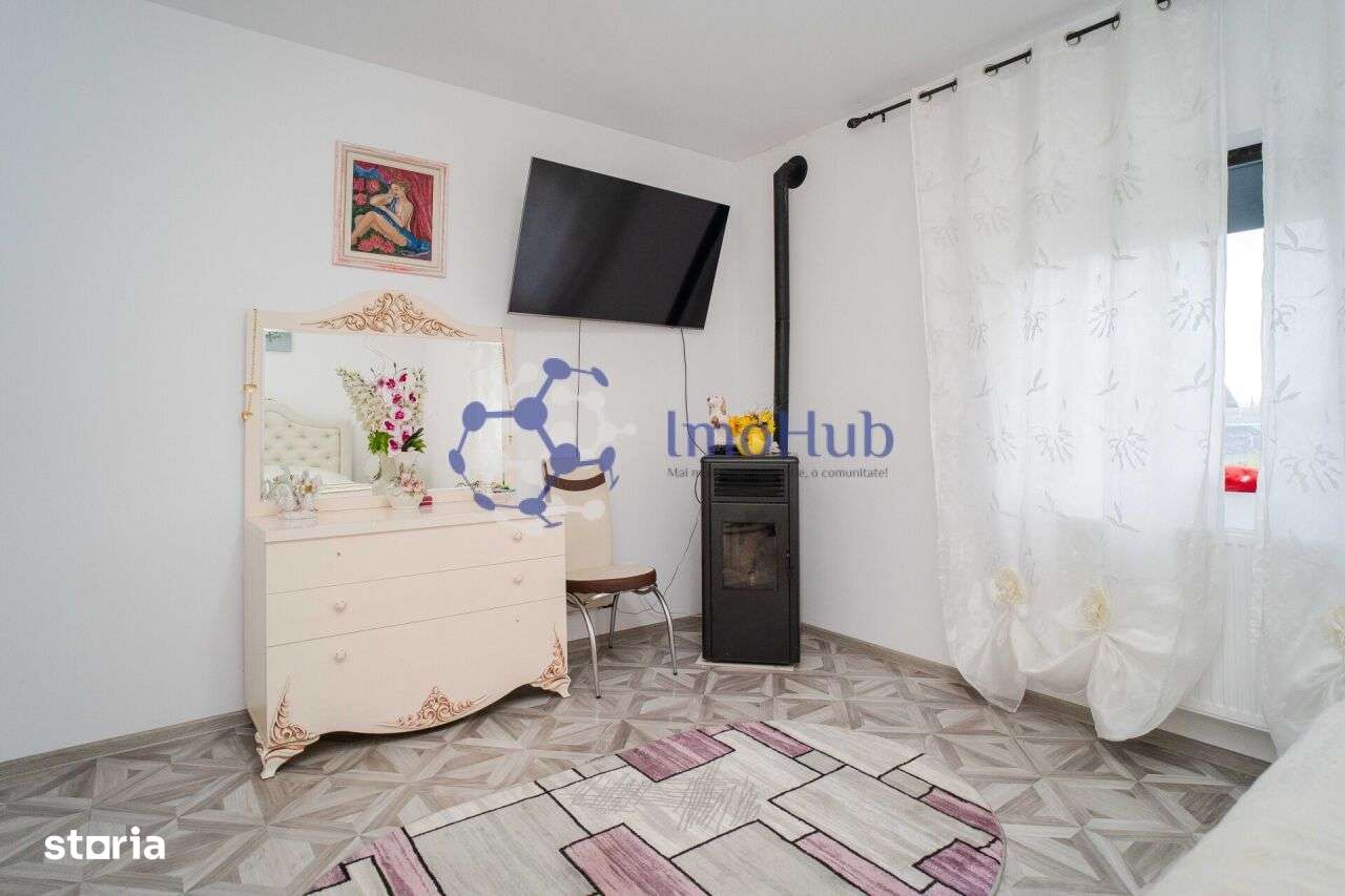 Vânzare casă 155 mp, mansardă separată, teren 1805 mp, Bogonos-8