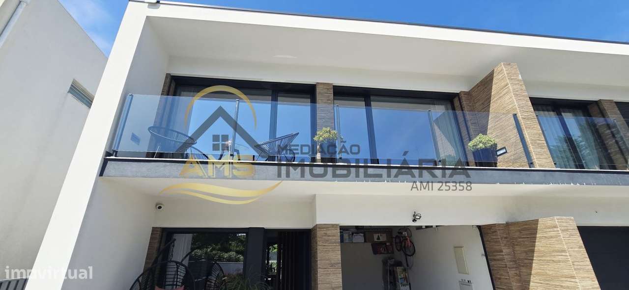 MORADIA PARA VENDA SEMI-NOVA-5