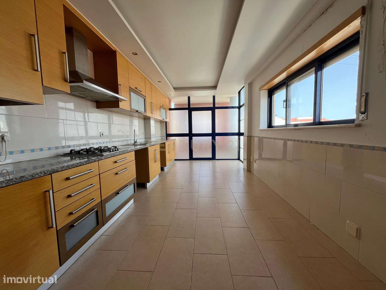 Apartamento T3 em Marinha Grande, Leiria - 230.000€-25