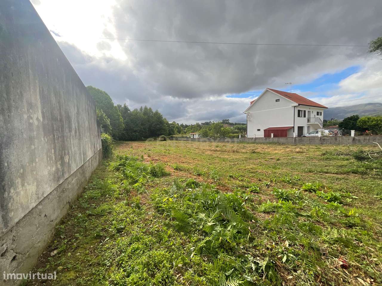 Terreno com Vista para a Montanha em Lanheses - Grande imagem: 3/10
