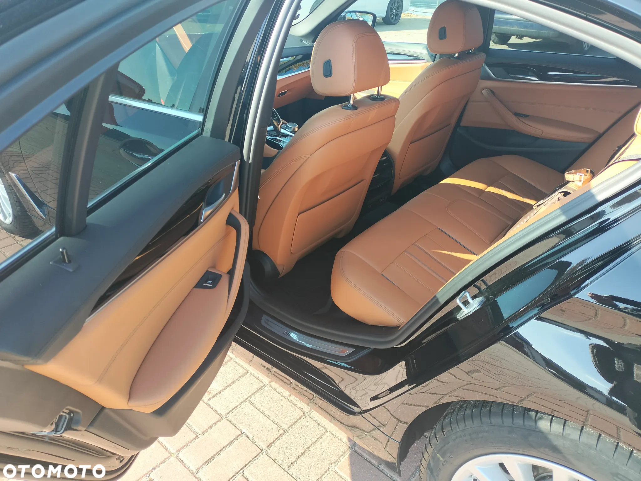 BMW Seria 5 518d mHEV Luxury Line - 11