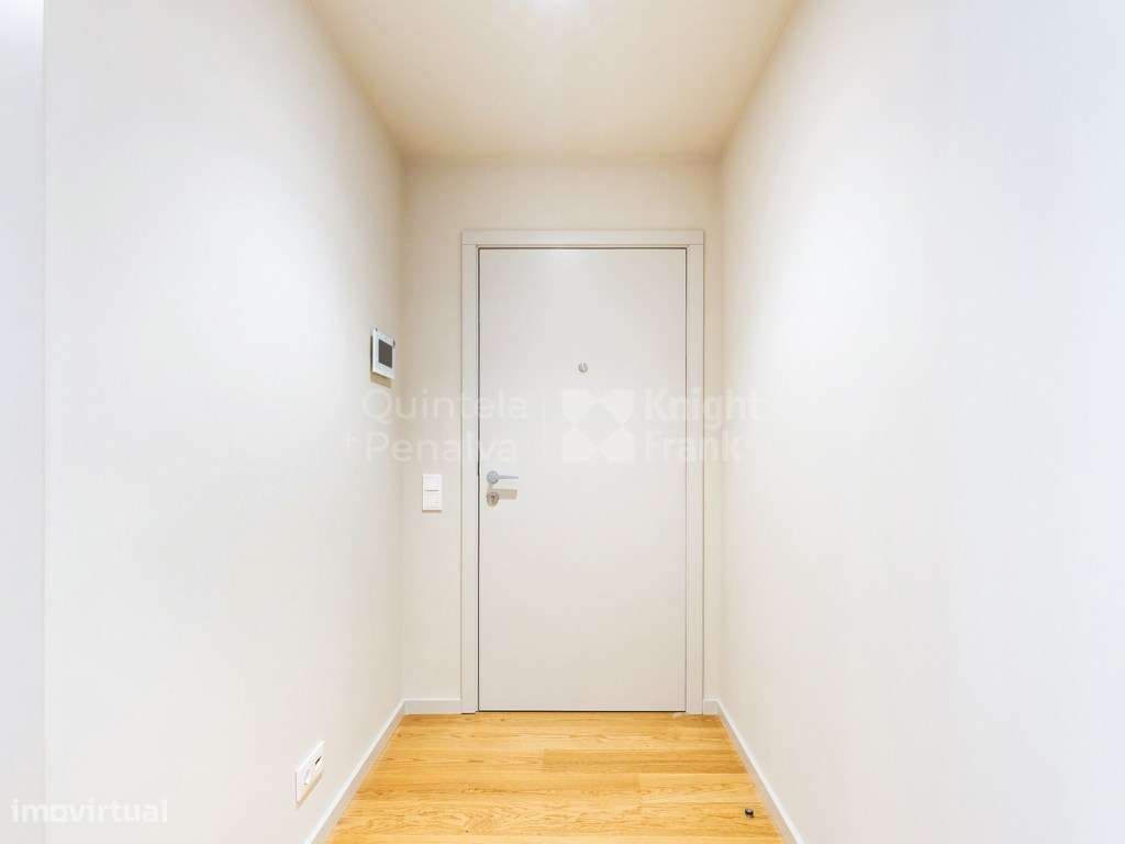 Apartamento T3 com varanda, nos Jardins d'Arrábida - Grande imagem: 5/24