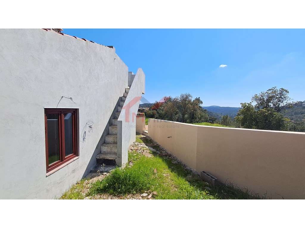 Moradia V2 renovada com vista campo - Loulé-18