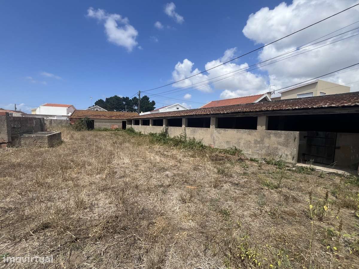 Quintinha com terreno c/ vabilidade de construção!-31