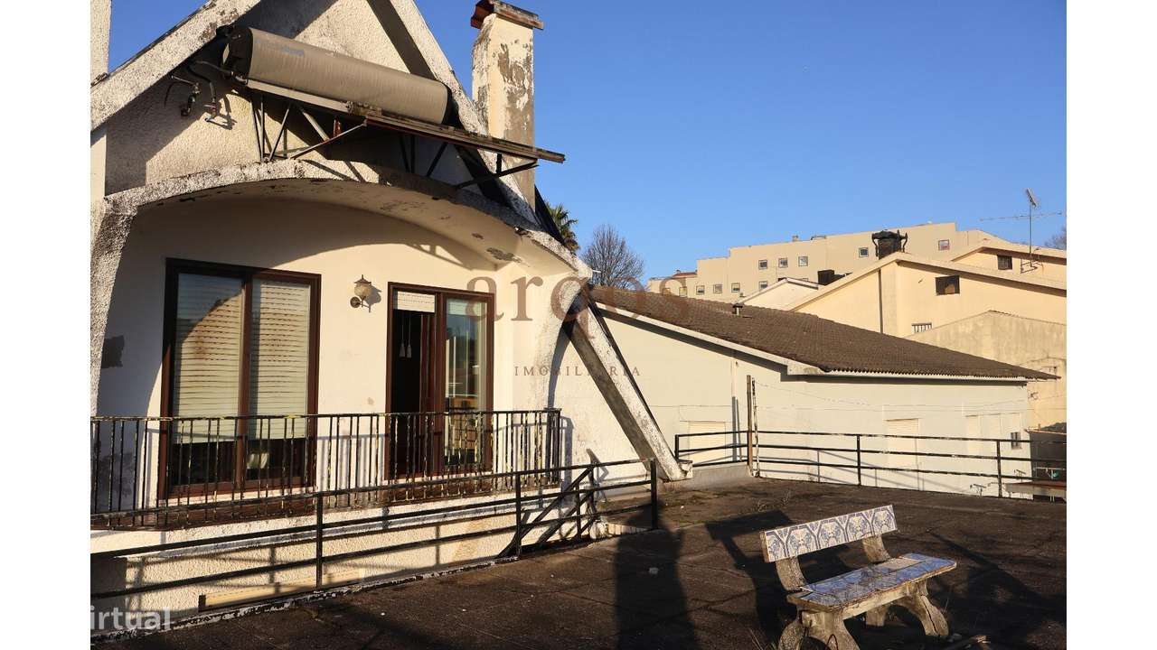 Moradia Isolada T4+1 em Lourosa-22