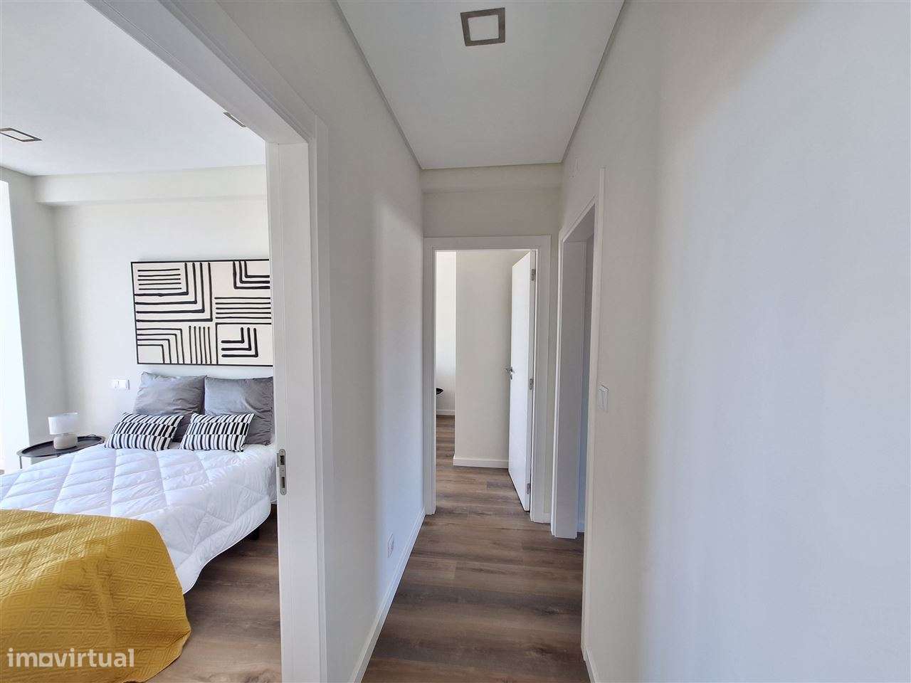 Apartamento T3 | Benfica, Bairro Sta. Cruz-15