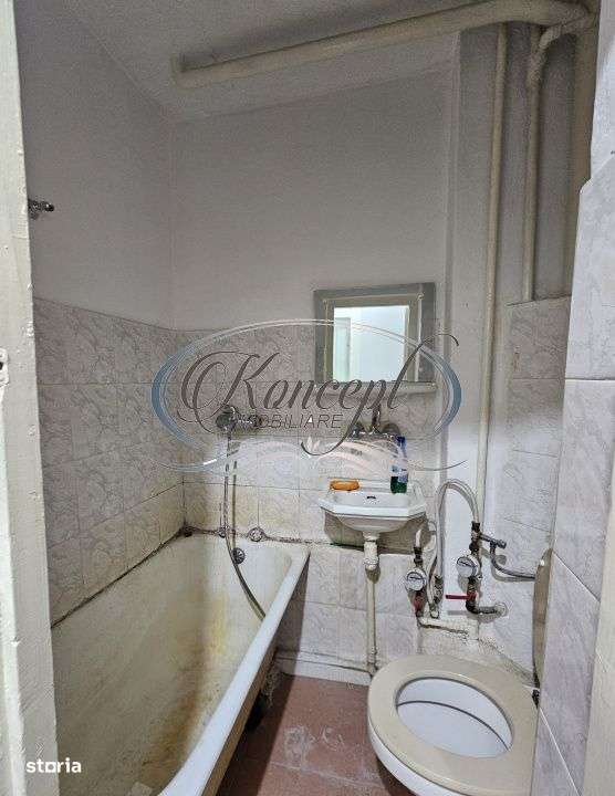Apartament cu potential, etaj intermediar, strada Busteni - Imagine principală: 5/6