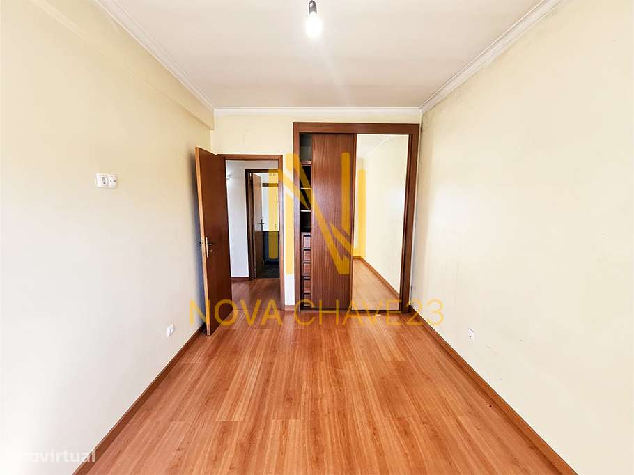 Apartamento T2 no Pendão-15