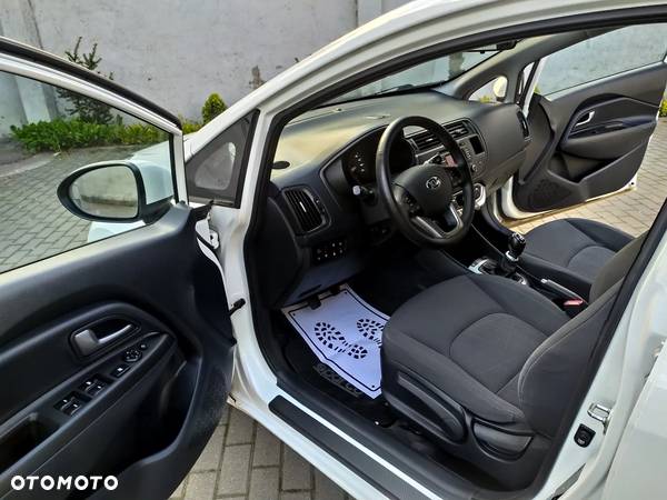 Kia Rio 1.4 ISG Dream Team Edition - 14