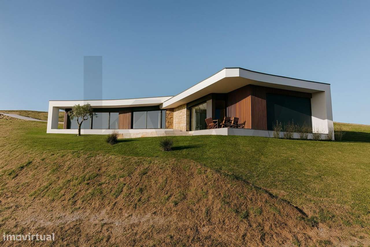 Moradia Contemporânea em Construção — Vale Murteira, Venda do Pinhe - Grande imagem: 4/14