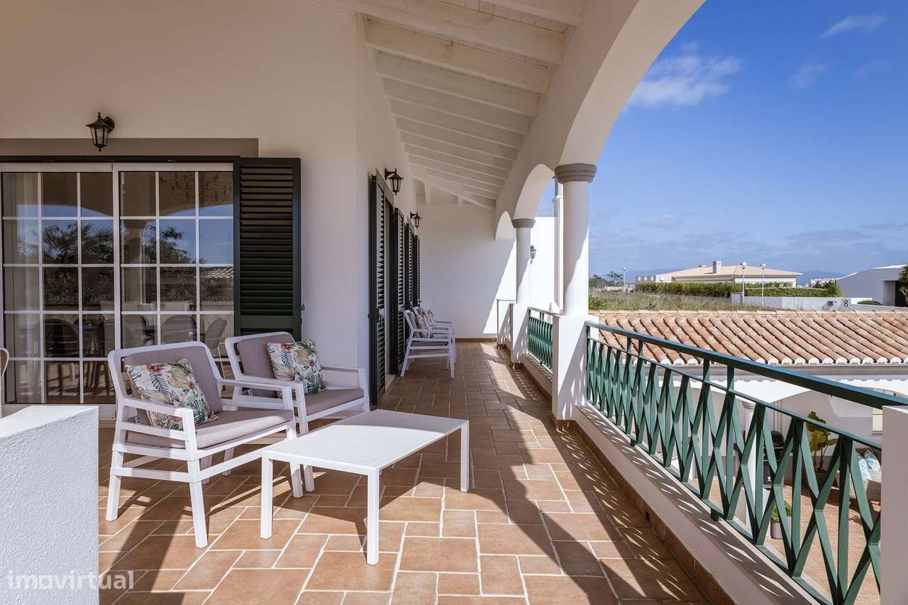 FANTÁSTICA MORADIA T3+1 COM PISCINA AQUECIDA E GARAGEM NO PORTO DE MÓS-13