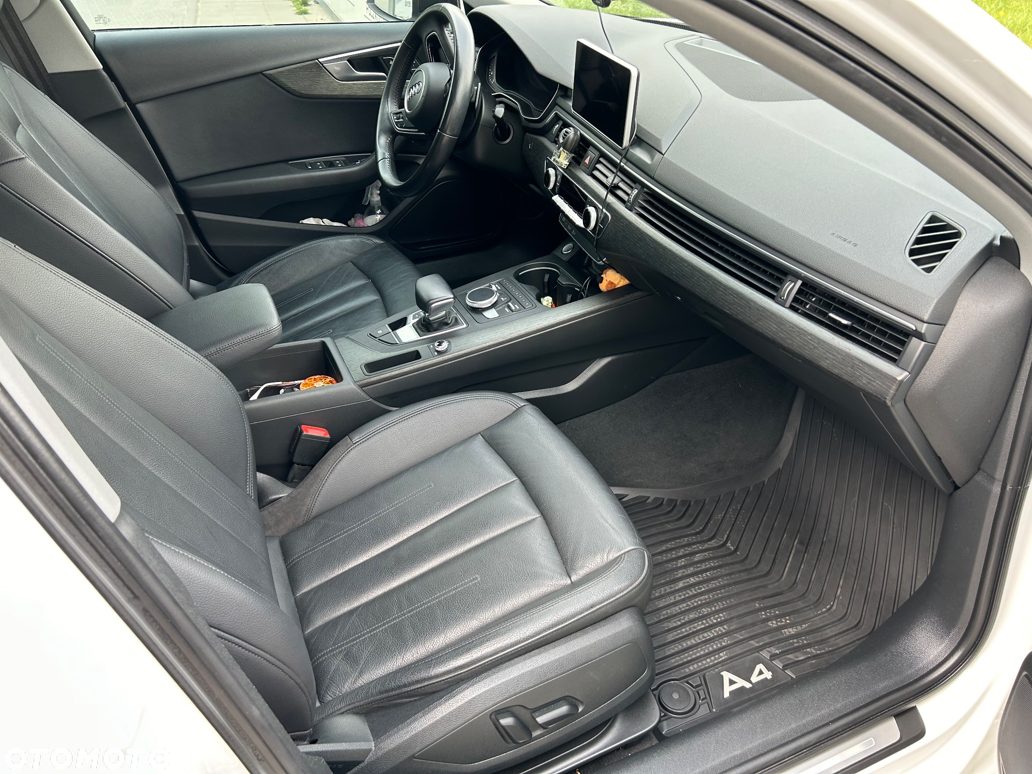 Audi A4 2.0 TFSI ultra S tronic - 15