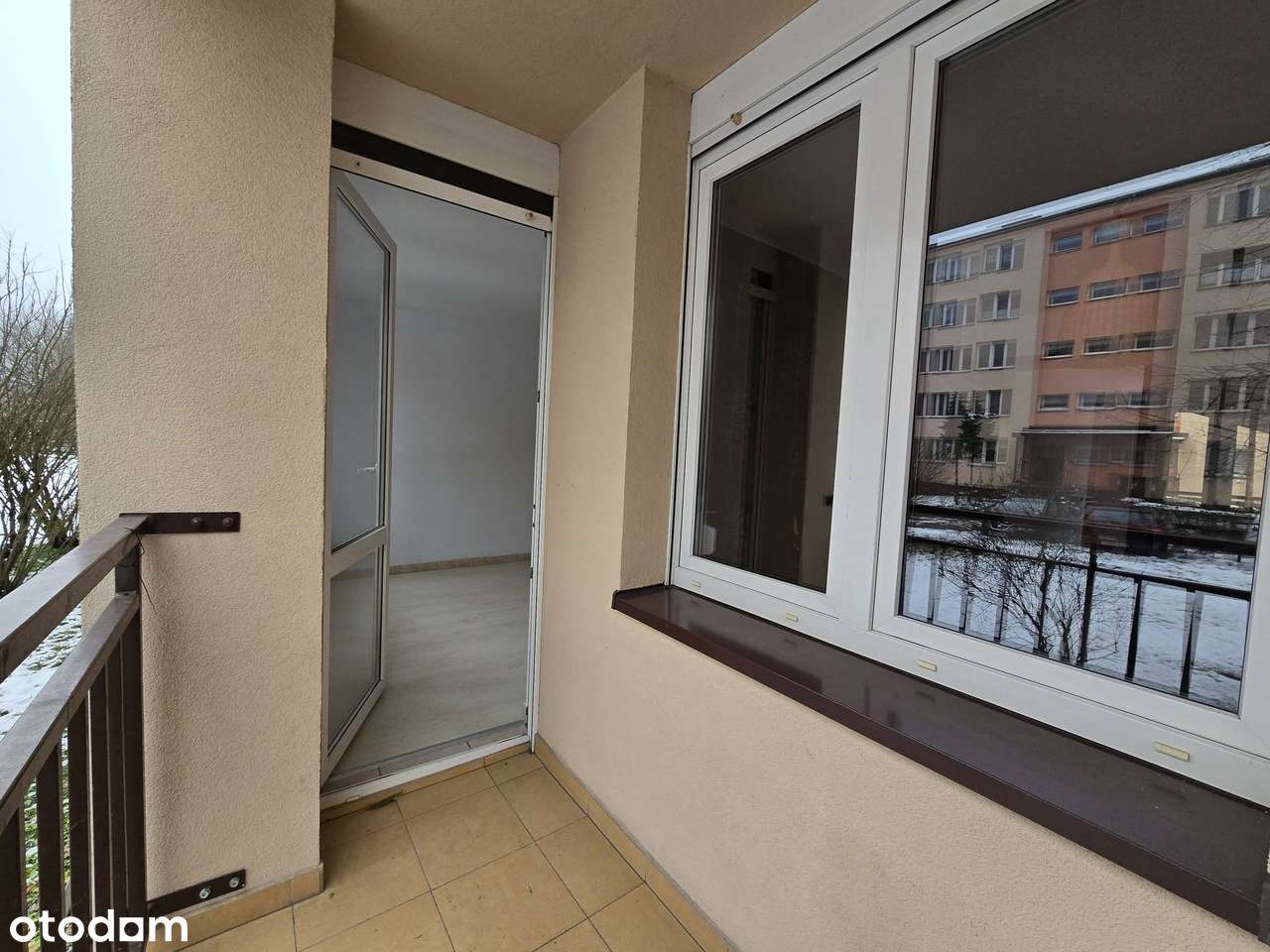 Tarnowskie Góry Strzybnica -trzypokojowe mieszkanie na parterze-11