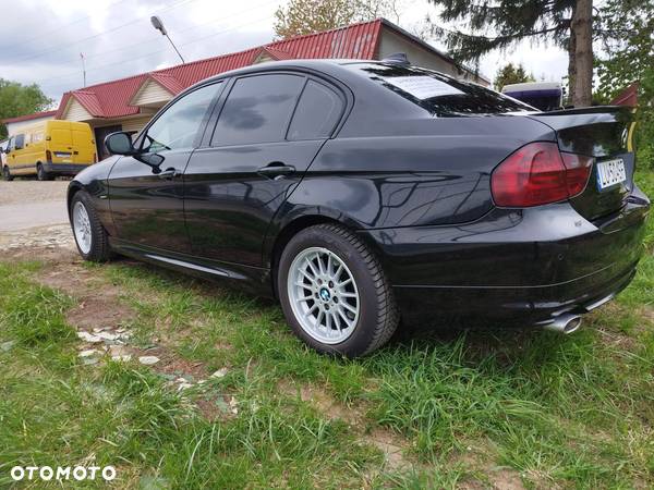 BMW Seria 3 320d - 14