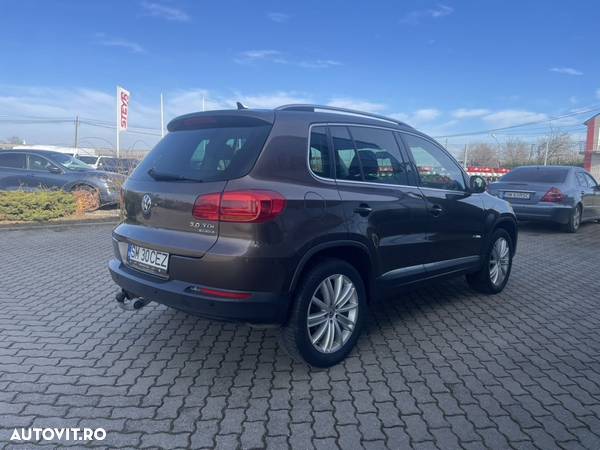 Volkswagen Tiguan 2.0 TDI DPF 4Motion DSG Exclusive - 4