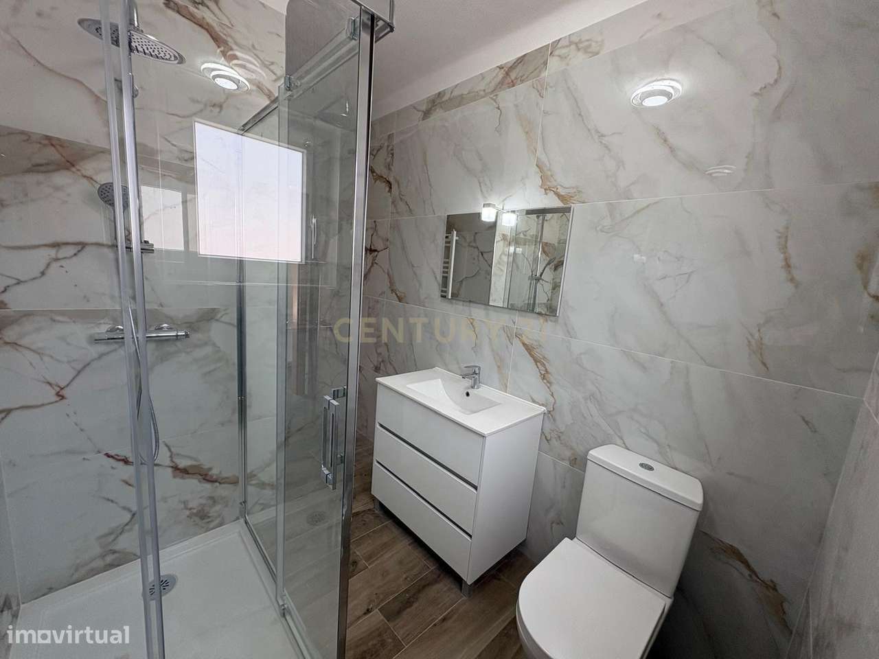 Excelente Moradia  em Ouca, Vagos - 4 Quartos e Jardim-12