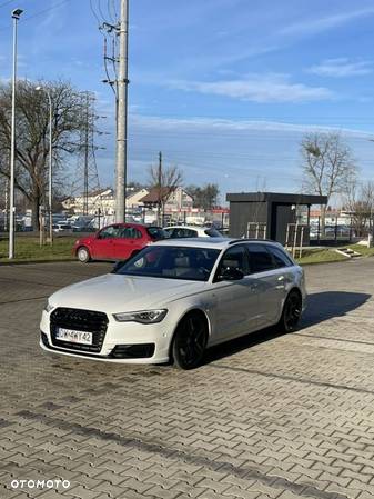 Audi A6 Avant 3.0 TDI quattro S tronic - 12