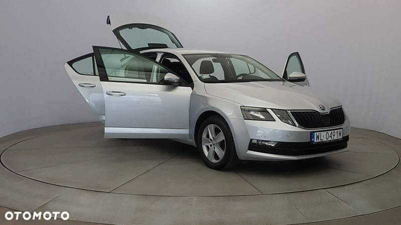 Skoda Octavia 1.6 TDI SCR Ambition - 9