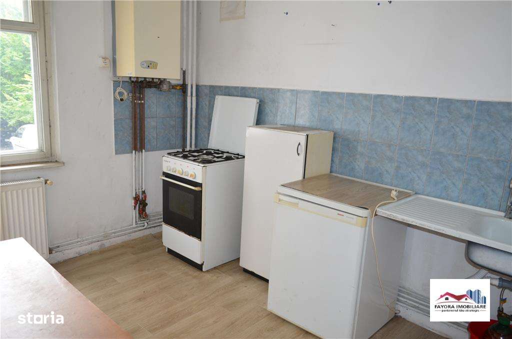 Apartament 1 Camera de Vanzare Zona Pandurilor - Imagine principală: 3/6