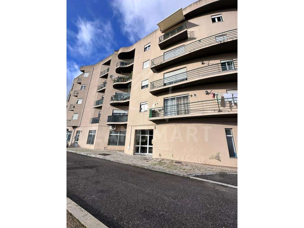 Apartamento T2, Centro de Alcobaça-10