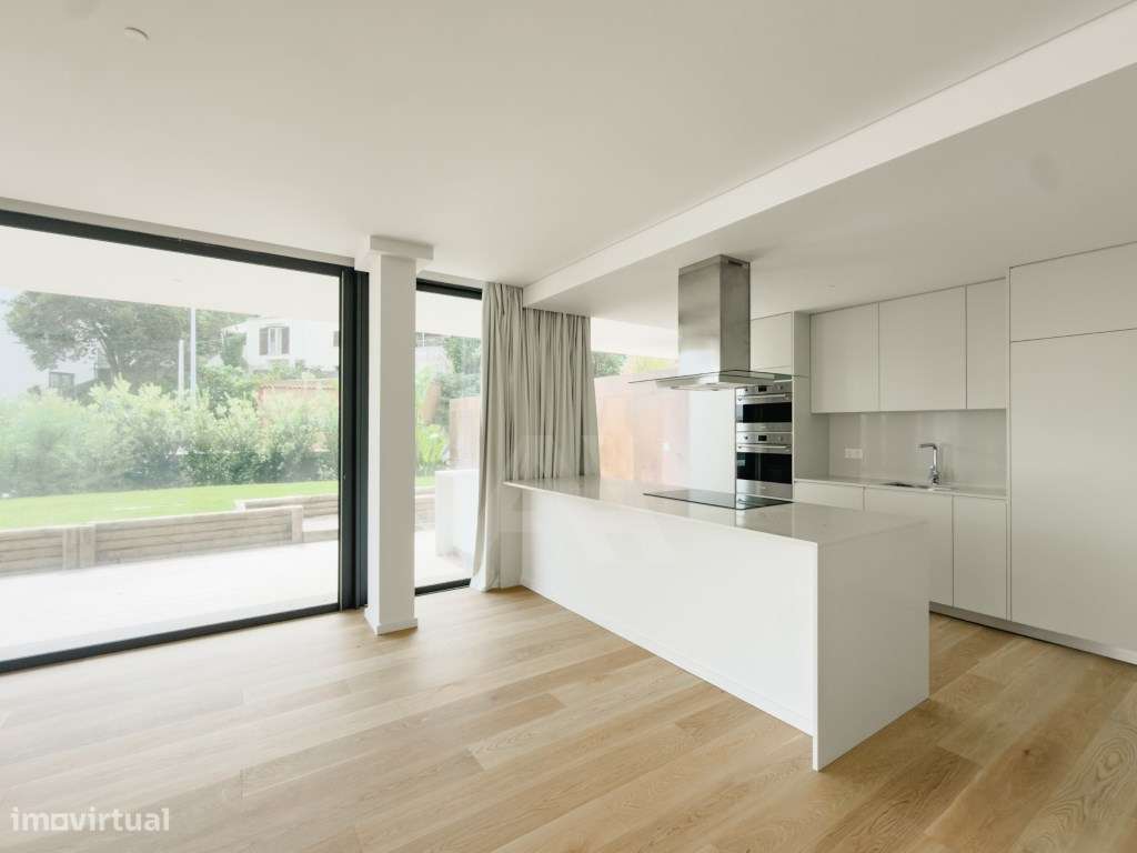 Apartamento T4 no Estoril Essence com Jardim Privativo-5