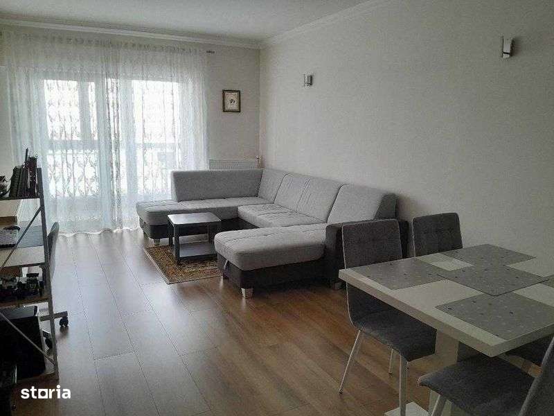 Vand apartament 3 camere cu parcare si boxa, complex Ghica Plaza