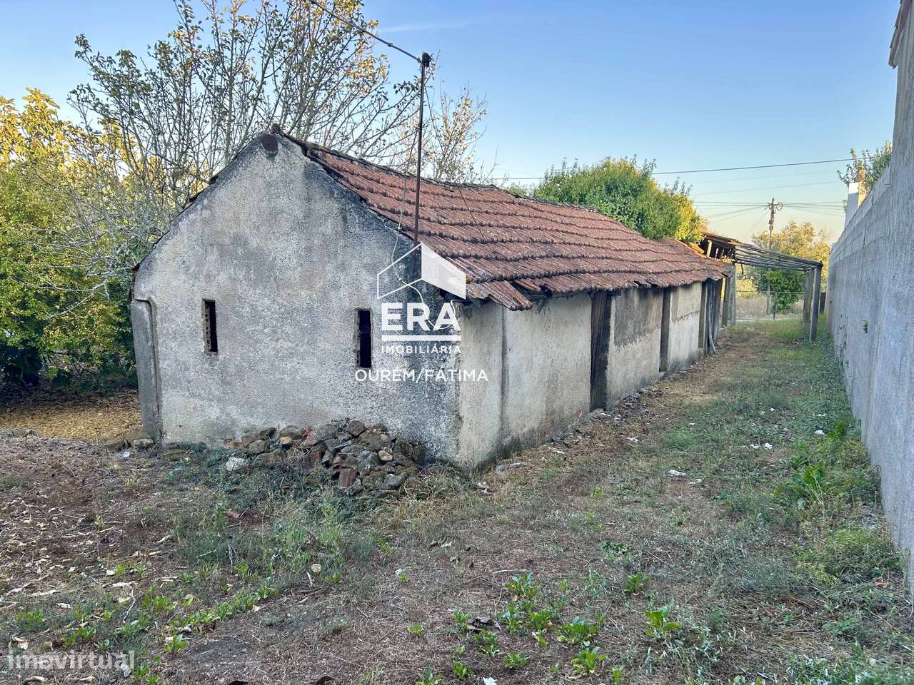 Conjunto de moradias para restaurar-6