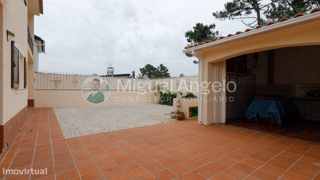 Moradia T3 com jardim, garagem e excelente espaço exterior na Torreira-7