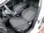 Toyota Avensis 1.8 Premium - 23