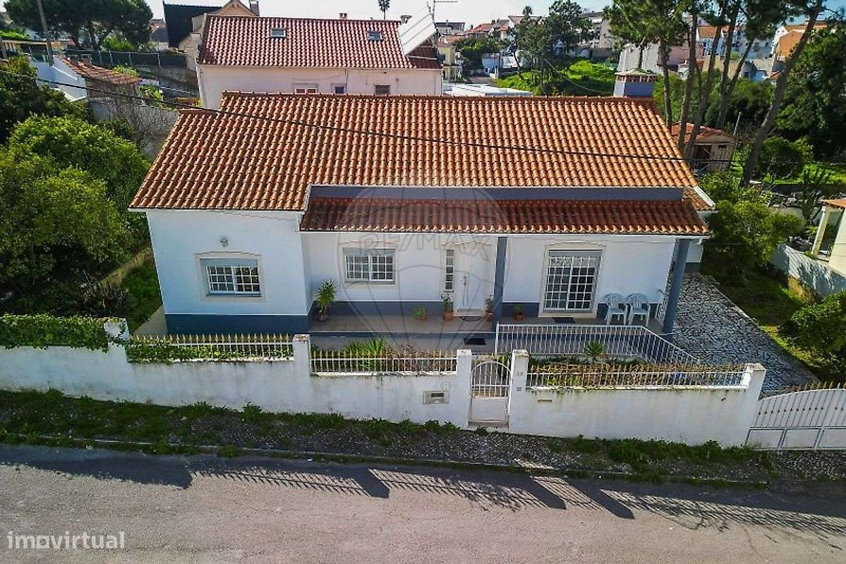 Moradia T4 para venda-8