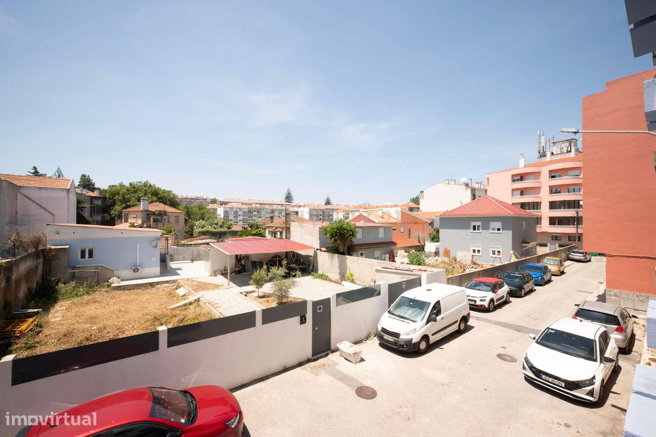 Oportunidade Investimento - Apartamento T2 | Mercês | Algueirão Mem Ma-20