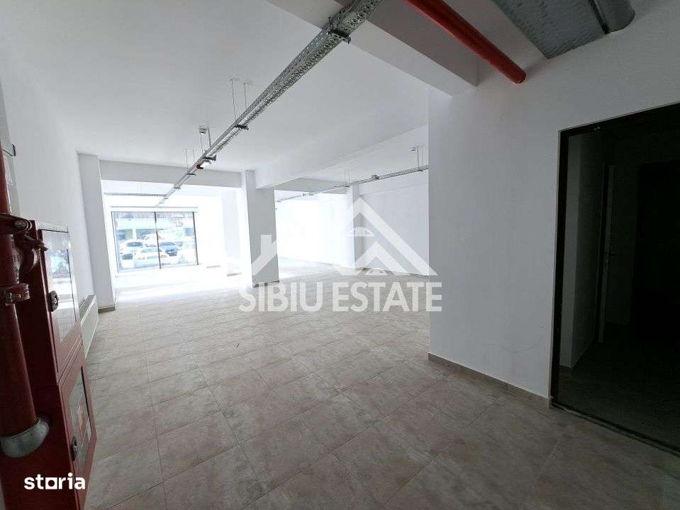 Spatiu comercial vad stradal, vitrine - Imagine principală: 4/13