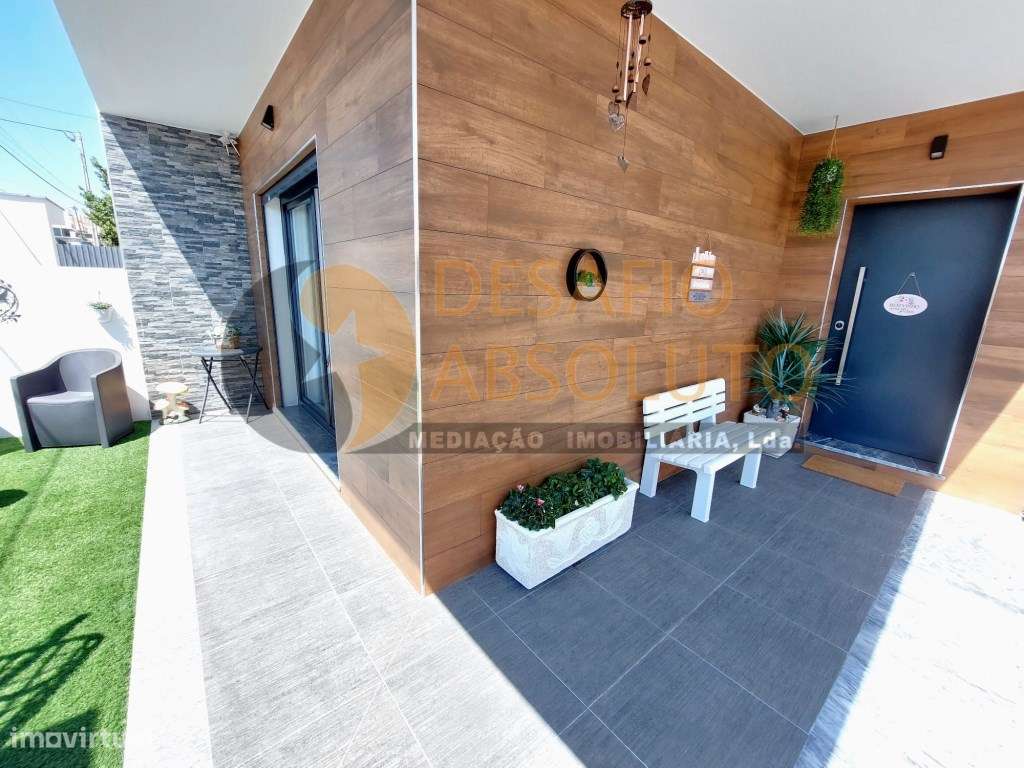 Moradia Geminada T4 + Anexo T0. Boa Água III - Quinta do Conde-50