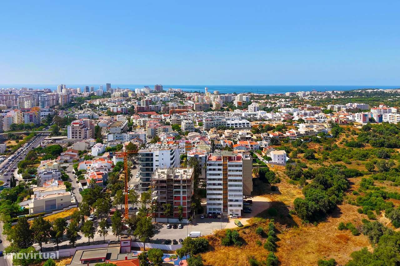 Apartamento T3 com exposição solar nascente /sul em Portimão-50