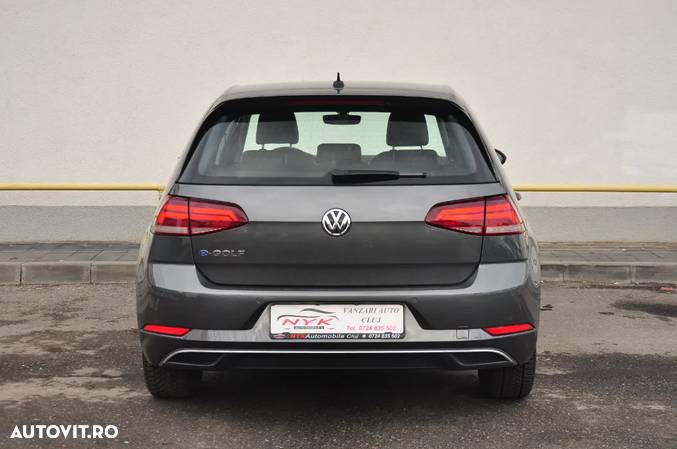 Volkswagen Golf e-Golf - 15