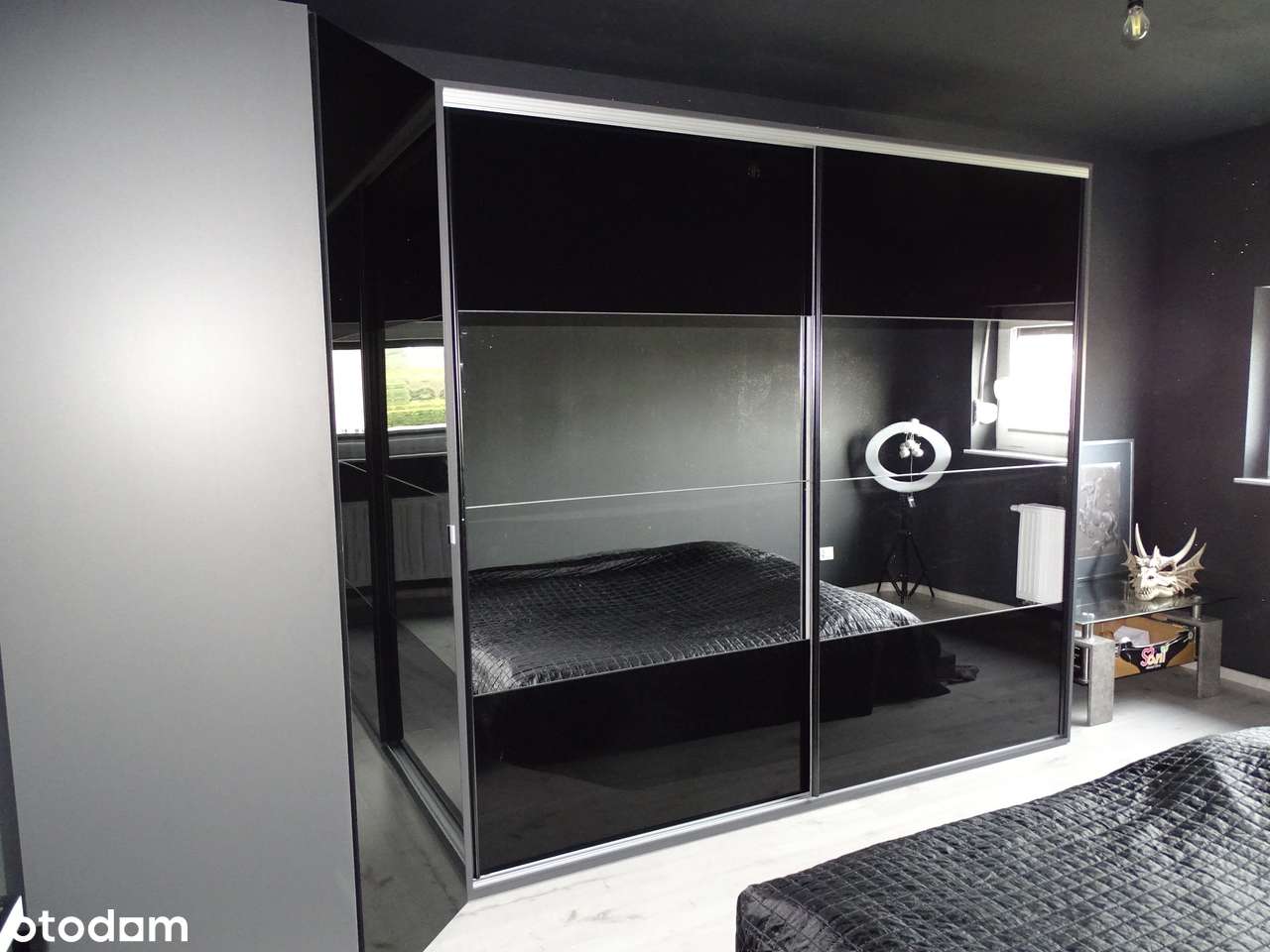 Dom w zabudowie szeregowej na sprzedaż-18