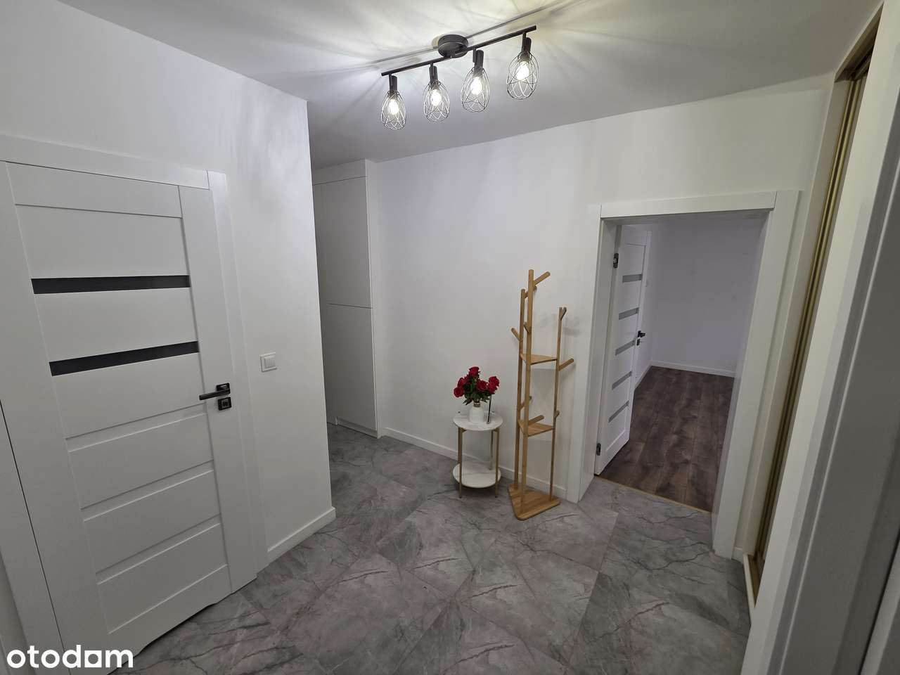 Atrakcyjne mieszkanie tuż przy Długich Ogrodach - Pełny obrazek: 4/12