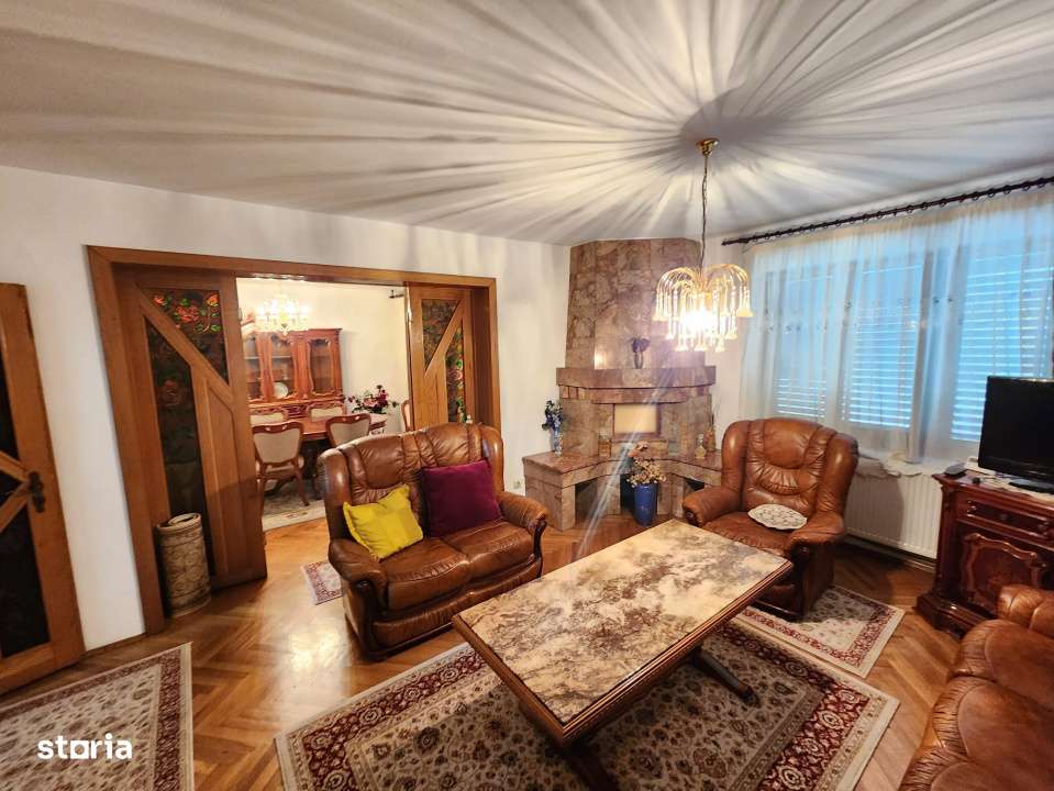 Casa individuala cu teren generos | Modern – str. Mistral - Comision - Imagine principală: 4/12