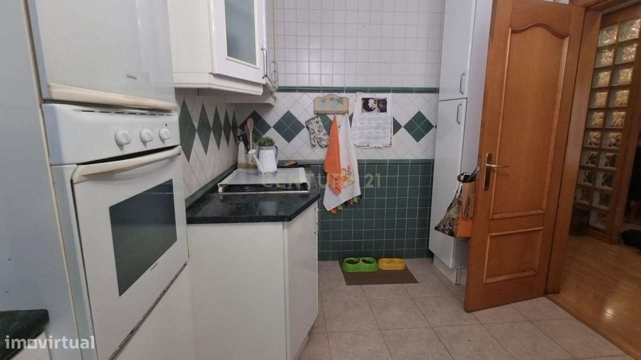 Apartamento T2 nos Portais da Arrábida em Quinta do Anjo-10