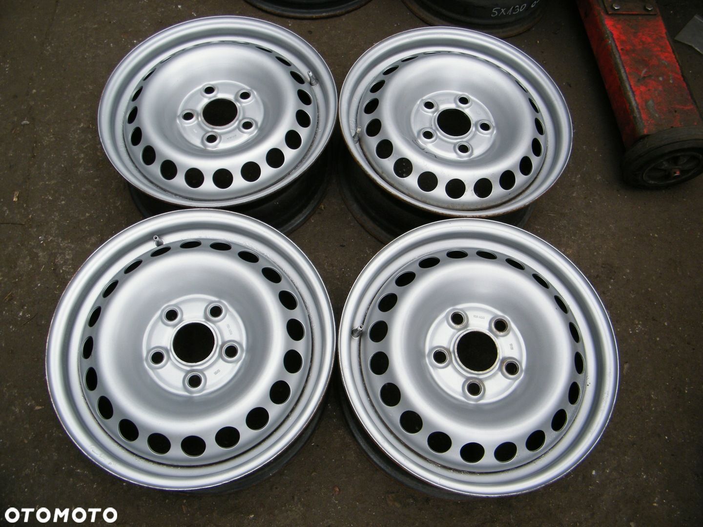 9X 5X120 R16 ET51 VW T5 T6 MULTIVAN - 1