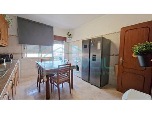 Apartamento T3 no Porto Alto