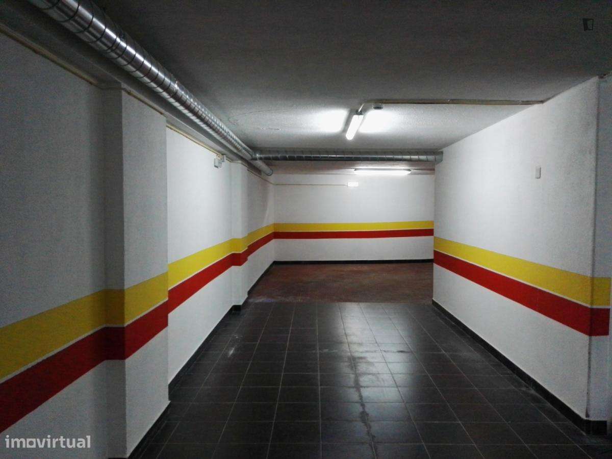 Apartamento com 2 quartos - localizado em Amadora Lisbon - Grande imagem: 5/9