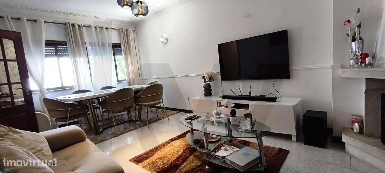 T2  na Praceta Cristóvão Falcão, em Massamá, concelho de Sintra-3