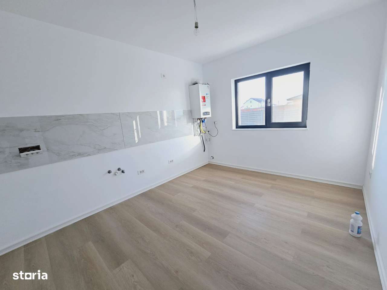 Vila individuala - 4 camere - 2 bai - incalzire pardoseala - pod -beci - Imagine principală: 4/8